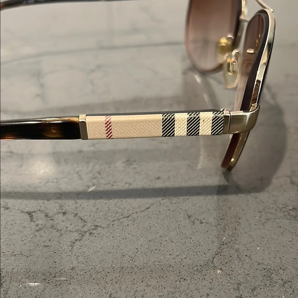 Burberry Gold Aviator Sunglasses - Prescription Lenses - Picture 5 of 12